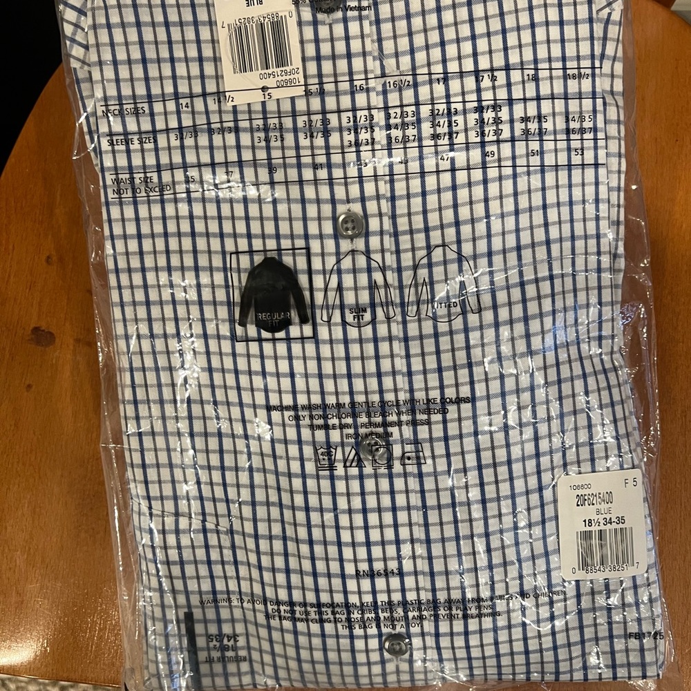 Van Heusen Men’s Checked Button Down Shirt. Wrinkle Free. - Picture 4 of 5